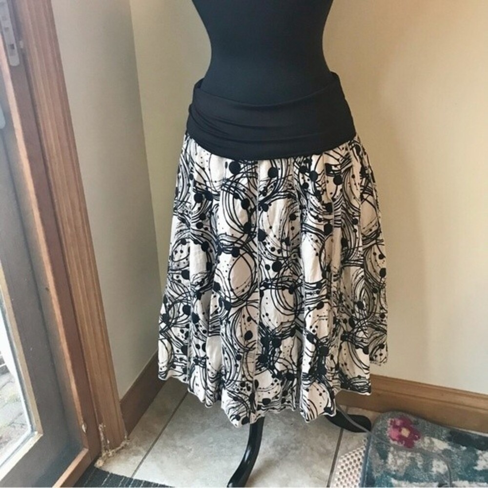 SUSAN BRISTOL Skirt Full A-line Linen Blend Black Cream Circle NWT